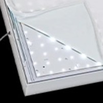 Mit LED Beleuchtung