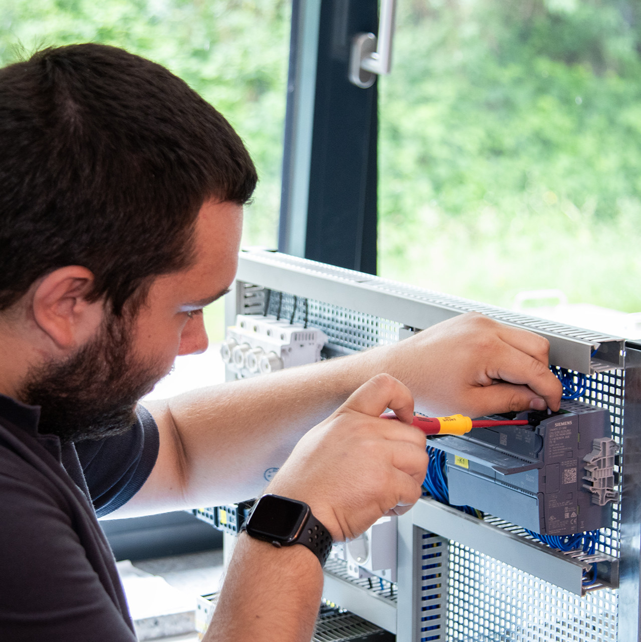 Arbeiten mit Werkzeugen und Materialien