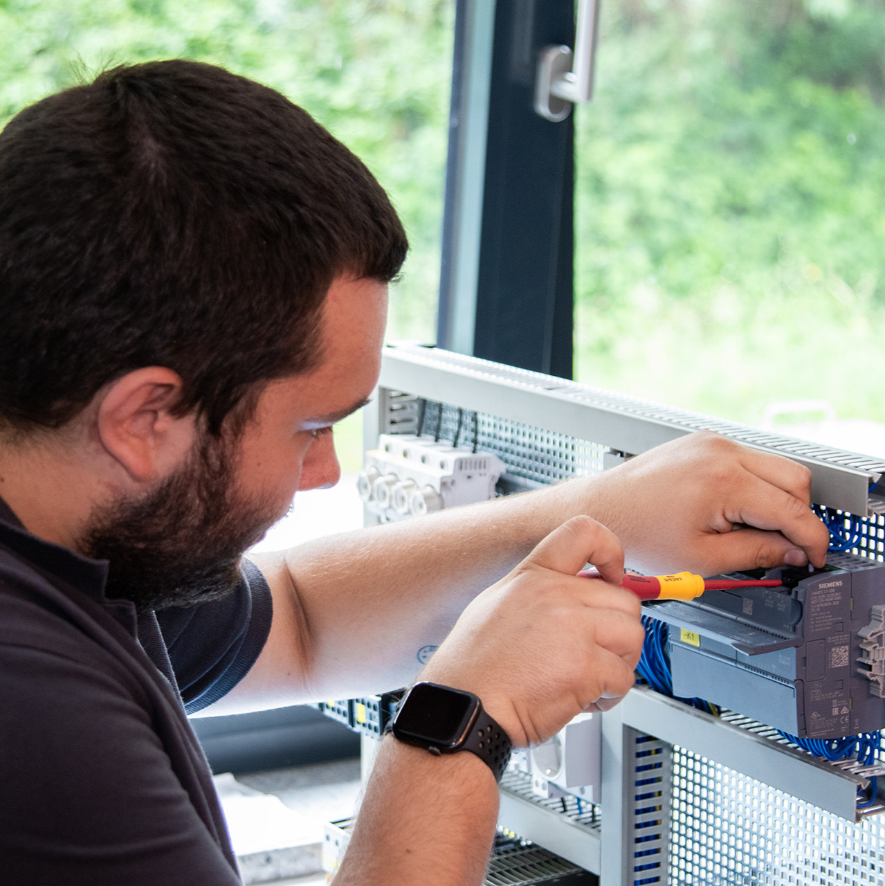 Elektronische Geräte einrichten