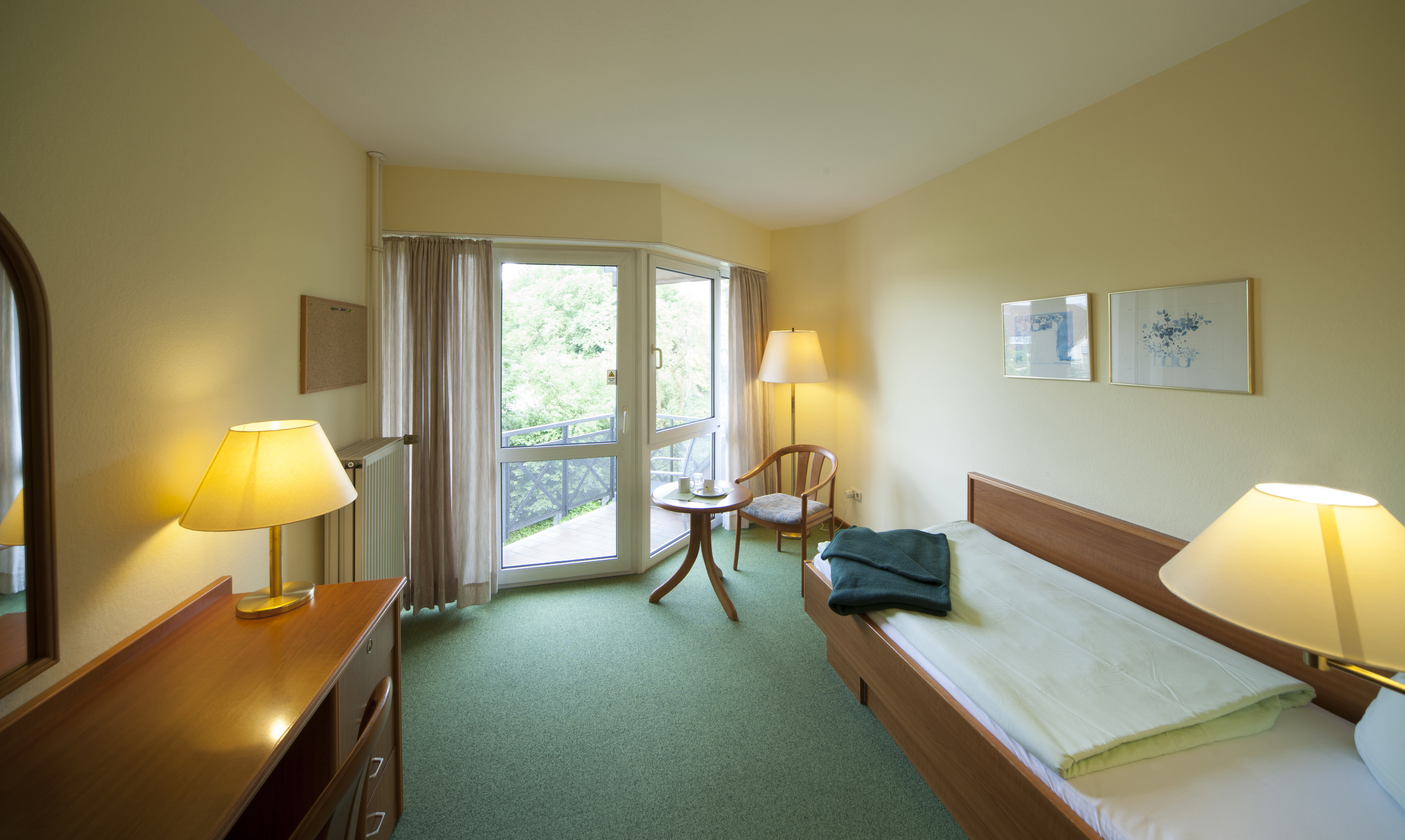Patientenzimmer Dr. Becker Brunnen-Klinik