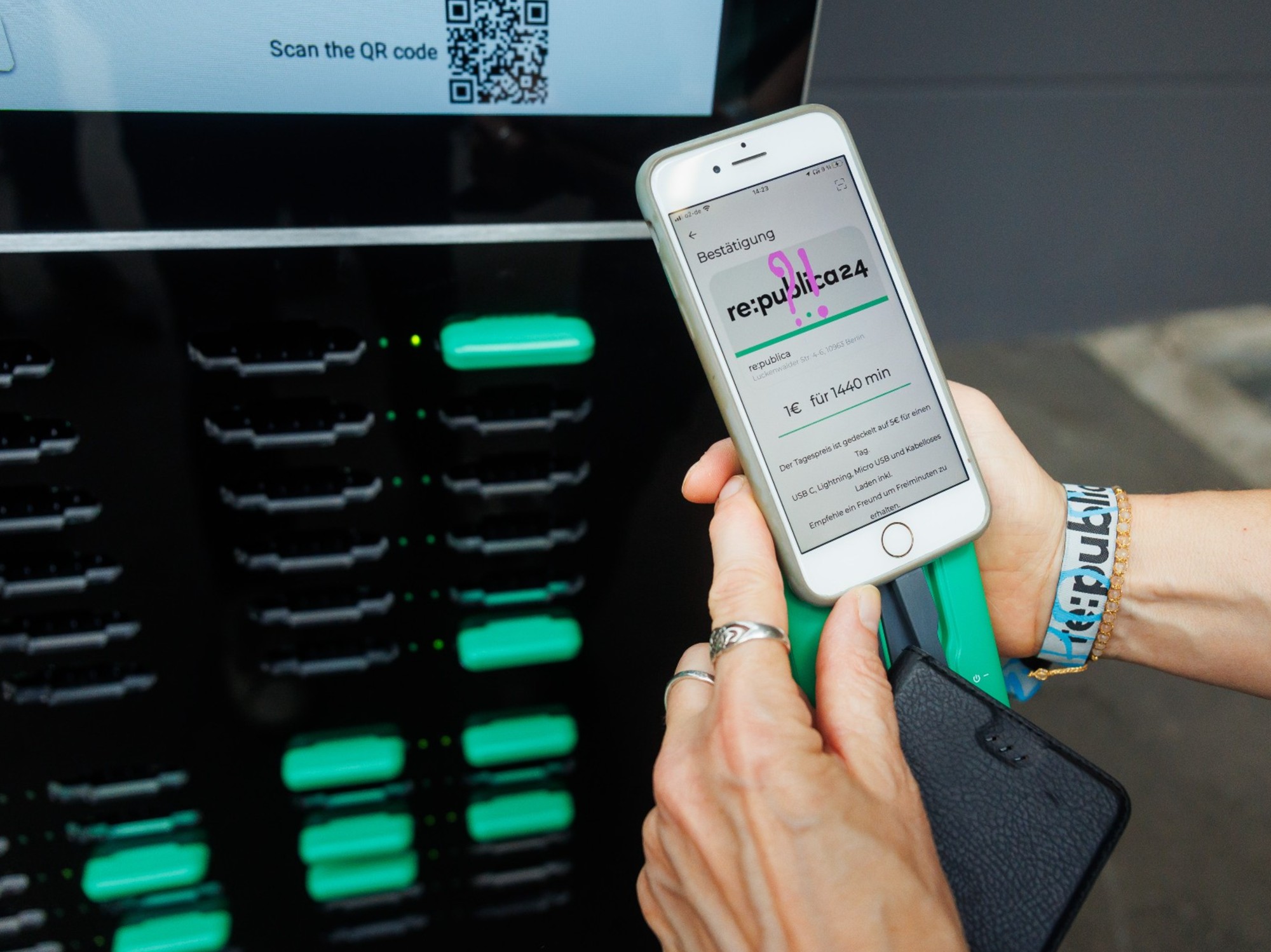 Powerbank-Verleih für Besucher